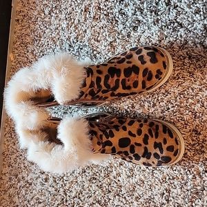 Girls cheetah and faux booties